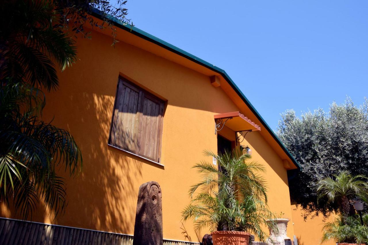 Riviera Degli Eucalipti - Cottage In Riva Al Mare Acireale Exterior photo